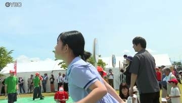 サクランボの種飛ばしで盛り上がり　最高16メートル超も　さがえさくらんぼフェスティバル