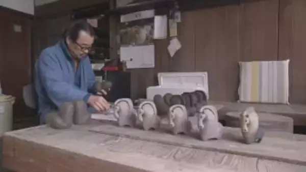 白鷹町の深山焼き　干支「午」の置物づくり盛ん　「農耕馬」イメージし力強さを表現