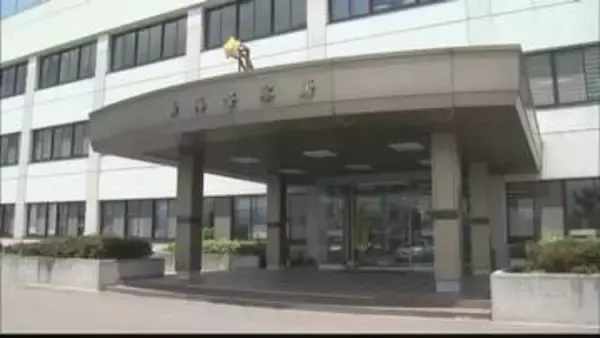 高畠町で小屋火災　農機具小屋2棟とビニールハウス焼ける けが人なし