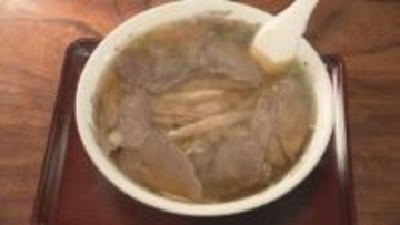 馬肉チャーシューや置物　2026年の干支「午」にまつわるグルメやグッズを山形県置賜地域でたどる