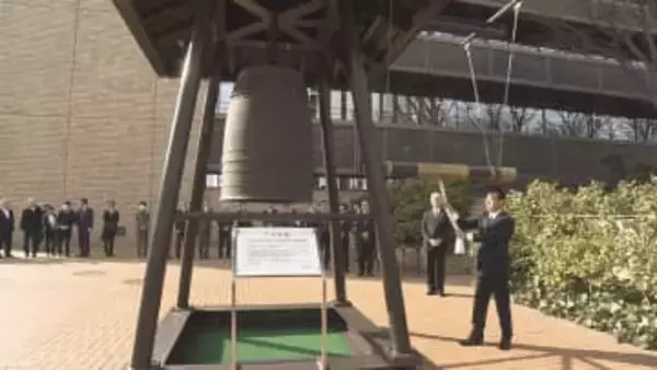 東日本大震災から15年　山形市の文翔館で復興への祈りを込めたキャンドルナイト　山形市役所では発生時間帯に合わせて黙とう