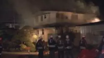 【続報】住宅密集地で住宅など３棟焼ける火事　車３台も全焼　山形・寒河江市