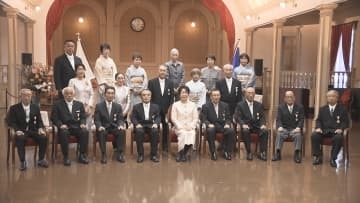 受章者が自身の取り組み振り返る　山形市で秋の叙勲と褒章の伝達式