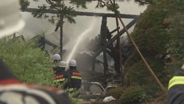 【続報】小屋から出火し住宅など合わせて3棟が全焼　山形・朝日町