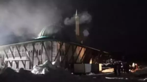 山形県寒河江市の道の駅チェリーランドさがえのトルコ館で火事　壁や天井の一部が焼ける