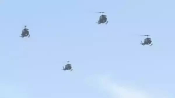 陸上自衛隊の輸送ヘリ4機が東根市で編隊飛行訓練　操縦技術や連携を確認