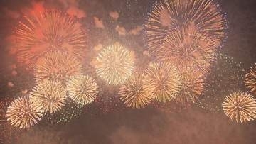 赤川花火大会で観客３人が軽いけが　花火が地上付近で炸裂し当たった可能性も　山形県鶴岡市