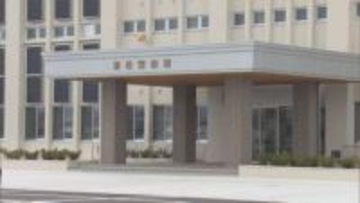 両替機をこじ開けて現金約15万円を盗む山形市内のコインランドリーで　無職の男を逮捕