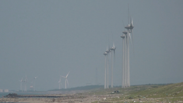 県営酒田風力発電所で運転停止 保守会社の要請受け判断　ドローンでの点検は異常なし