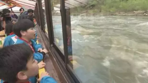 「最高！ジェットコースターみたい」日本三大急流を体感 最上川舟下り安全祈願で小学生が乗船