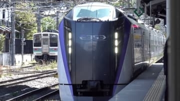JR中央線 休日の「あずさ」2本を車両増 3月14日にダイヤ改正 山梨