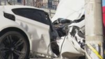 【動画あり】乗用車が猛スピードで支柱に衝突 男性2人死傷 衝突の瞬間をカメラ捉える 山梨・甲府市