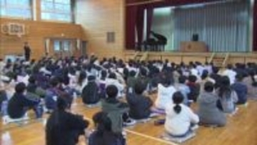 さぁ冬休み 多くの小中学校で終業式 全ての公立小中学校が2学期終える 山梨
