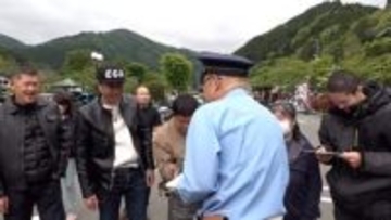 ツーリングで人気「道志みち」事故防止へ啓発活動 村内事故の2割で二輪車絡む 山梨