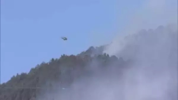 【ライブ映像あり】「予断を許さない状況」 山梨・扇山の山林火災 西側に延焼範囲が拡大 山梨