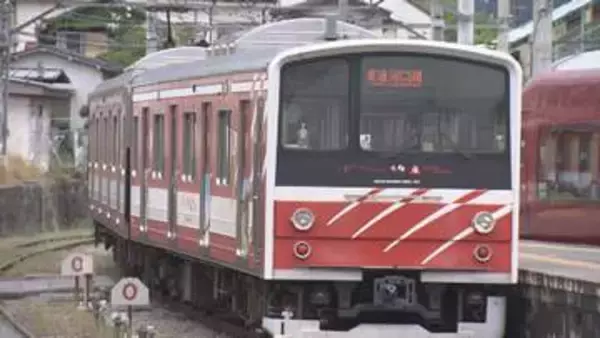 「列車内で外国人グループ同士が口論 一部が殴り合いに 12本に運休や遅れ 富士急行線」の画像