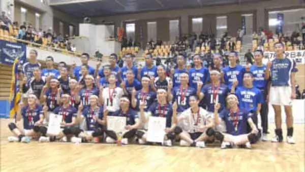 【春高バレー】4年ぶり8強ならず 日本航空 4連覇狙う第1シードに屈す 第2セットで奮闘するも及ばず 山梨