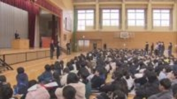 「充実した3学期を」 公立小中16校で一足早く始業式 県内のピークは9日 山梨