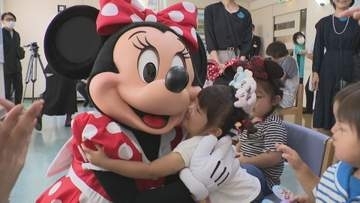 「治療も頑張れそう」ミッキー＆ミニーがサプライズ訪問！入院中の子どもと交流 山梨