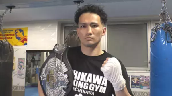 【ボクシング】日本ライト級王座初防衛 最終回に右アッパーから大逆転TKO 甲府市出身の齋藤眞之助選手 山梨