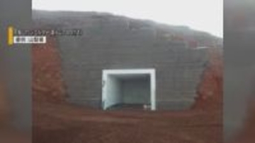 富士山に避難用シェルター初設置 山梨側の下山道 最大135人が避難可能 財源は通行料を活用 山梨