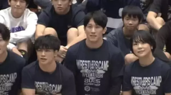 レスリング・金メダリストが集結 甲府市で強化研修会 山梨出身の乙黒拓斗さんは「楽しむ心を伝えたい」 山梨