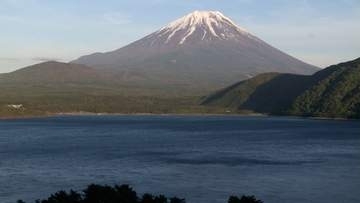 【速報】「女性が転落して戻れない」 本栖湖で転落➡消防が救助 マリンスポーツの「サップ」していた30代女性 山梨