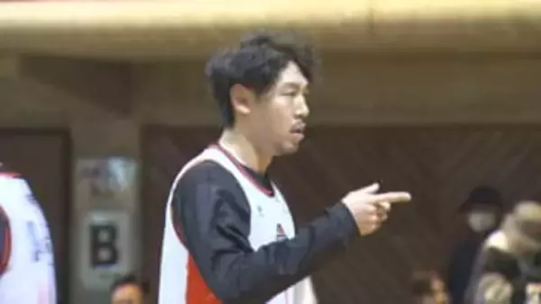 3人制バスケの大会に歓声 上野原サンライズ男女が盛り上げる 創立時からけん引した功労者は現役引退 山梨