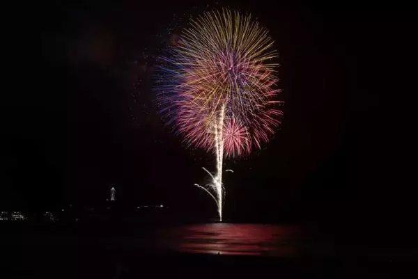 「江の島で「2026ふじさわ江の島花火大会」10月17日に開催！約1,000発の花火が夜空を彩る」の画像