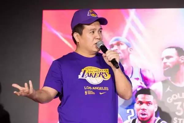 「ジェラードン、“NBA愛”全開！『NBA docomo』開幕戦イベントで会場を沸かす」の画像