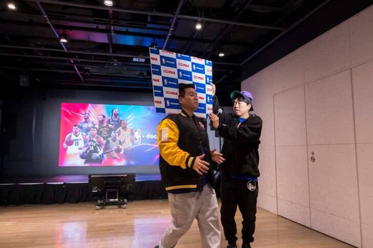 ジェラードン、“NBA愛”全開！『NBA docomo』開幕戦イベントで会場を沸かす