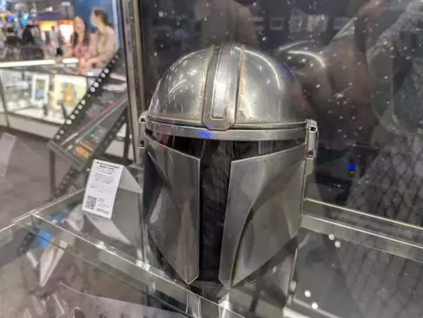 「ヘイデン・クリステンセンが劇中で使用したライトセーバーも展示！究極のファンイベント「スター・ウォーズ セレブレーション ジャパン 2025」」の画像