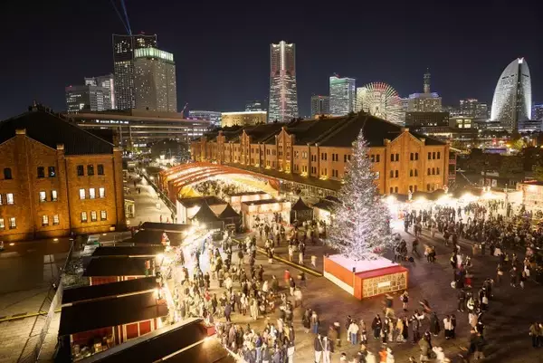 「横浜赤レンガに“ポケモンの冬”が出現！ピカチュウが灯すホリデー体験『Pokémon Happy Holidays』」の画像