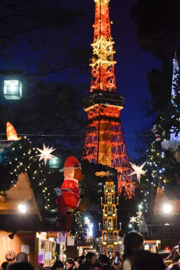 「東京クリスマスマーケット2025、神宮外苑と芝公園の2会場で開催！今年のオリジナルマグカップのデザインを発表」の画像