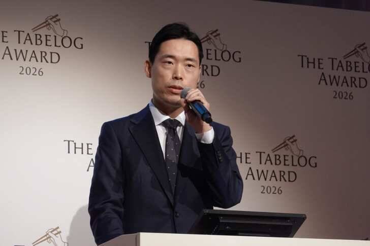 小芝風花、片岡愛之助が「The Tabelog Award 2026」を表す一字を書き初めで披露！　開催10回目「権威ではなく民意を反映したアワードに」