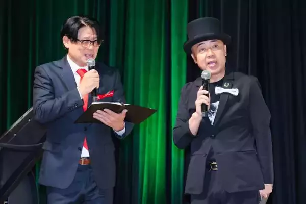 「見上愛＆竹内涼真、“出走ゲート”からサプライズ登場！「第93回 日本ダービー」PR発表会開催」の画像