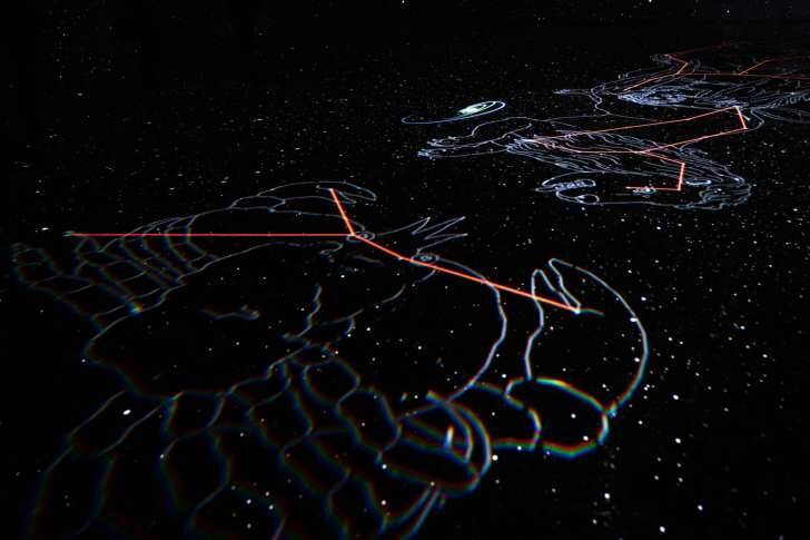 横浜赤レンガ倉庫で無数の星と壮大な宇宙を体感できるのアートプラネタリウム「星とたたずむ」7月26日より開催！