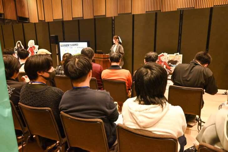 伊織もえ・篠崎こころがコスプレ姿で登場！「eリコリス・リコイル」プレミアファン試打会が開催