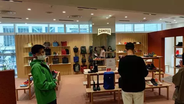 「新宿駅東南口商業施設「Flags（新宿フラッグス）」が、開業以来の大規模リニューアル！グランドオープン記念キャンペーンも開催」の画像