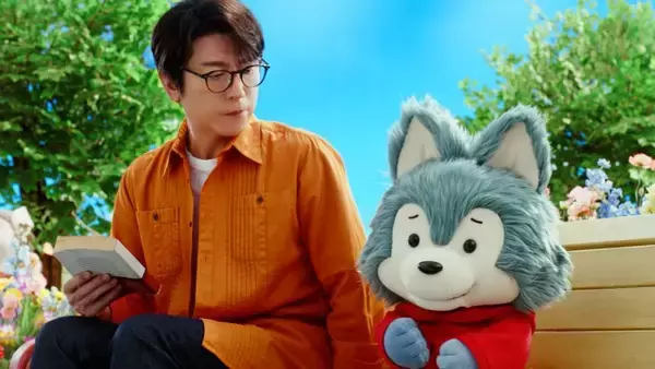 「及川光博『GAD』啓発CMでパペットたちと初共演に「かわいい！」」の画像