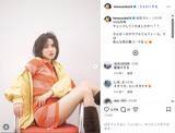 「FRUITS ZIPPER鎮西寿々歌、ミニスカ美脚の春コーデ公開！「爆イケすぎる」「超可愛すぎ」」の画像1