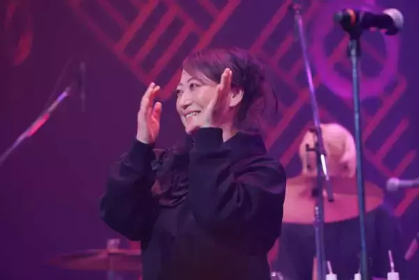 「PUFFYと友近が『わっかフェス』で共演！石川で生まれた一夜限りのコラボ」の画像