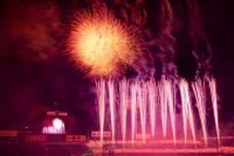 東京の夏の風物詩「神宮外苑花火大会」8月10日に開催決定！夜空に1万発が打ち上がる