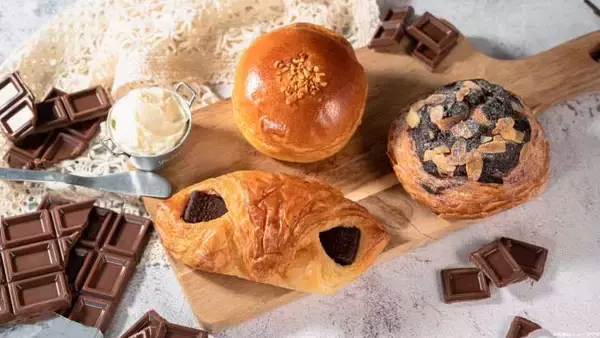 「ファミマ、オリジナルパンブランドFAMIMA BAKERYから新たに「チョコバタぱん」シリーズ登場！」の画像