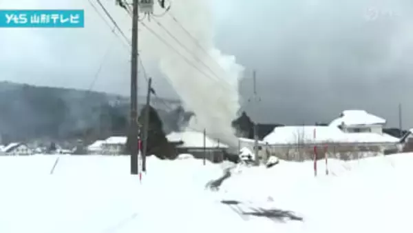 酒田市の小屋で火災　けが人の情報なし