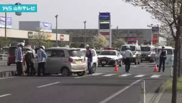 山形市で車同士が衝突 66歳の女性が意識不明