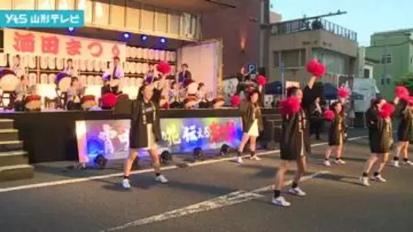 初夏の風物詩「酒田まつり」開幕　「宵祭り」では書道パフォーマンスやチアダンスなどが披露