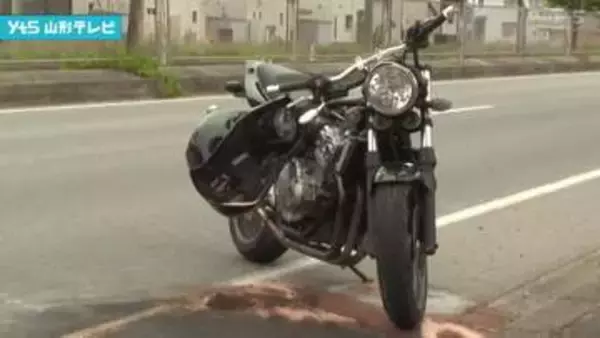 バイク単独事故で20代の男性死亡　東根市の国道13号　縁石と街路樹にぶつかり転倒か