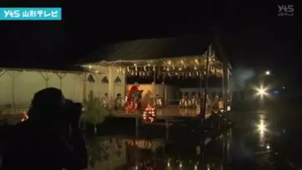 観客を魅了　黒川能「水焔の能」