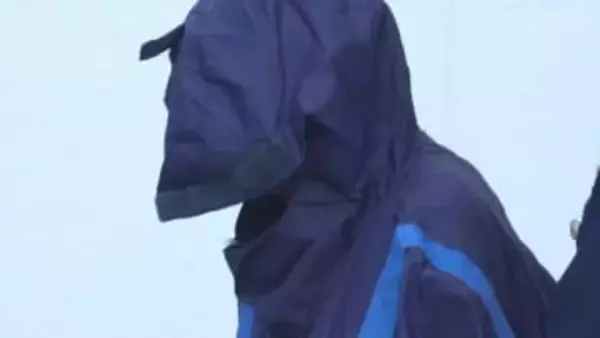 出産した男児を殺害した疑い　母親を逮捕